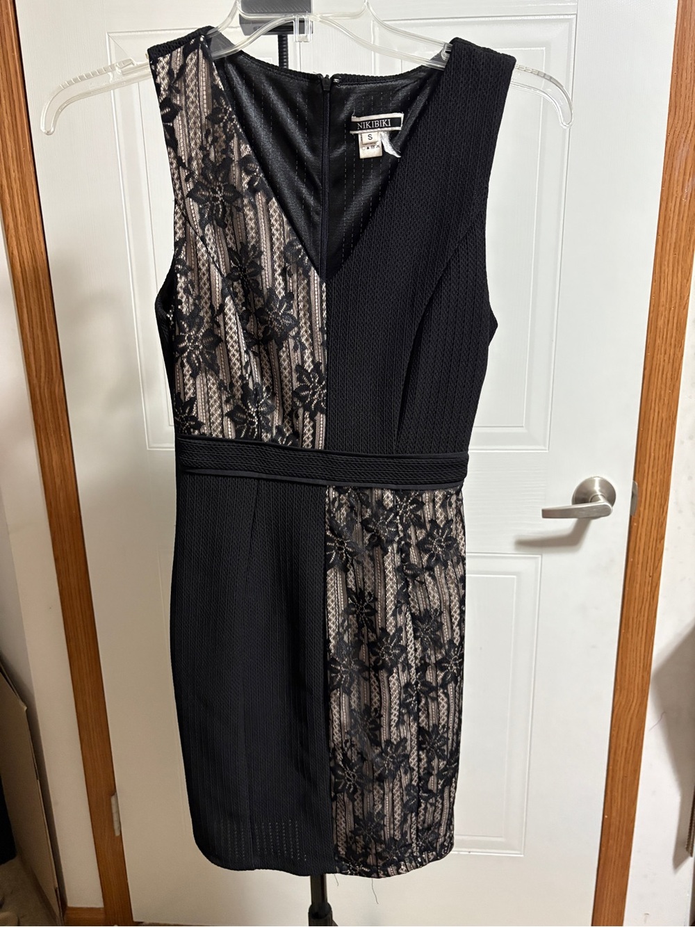 Nikibiki Black and Beige Lace-Panel Sleeveless Midi Dress